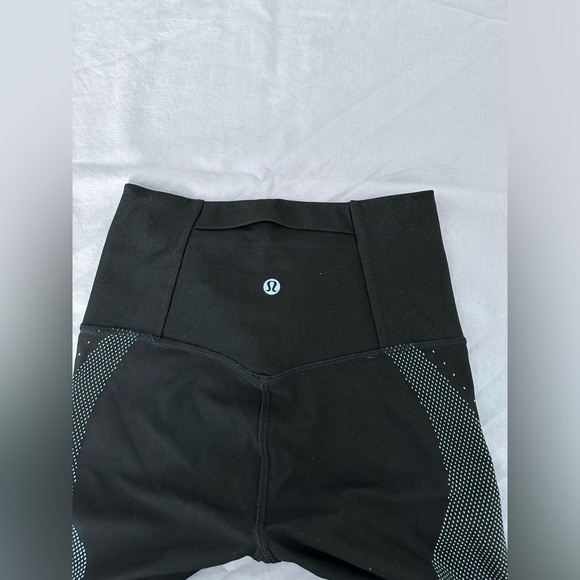 Lululemon Mapped Out High-Rise Tight size 4 - Picture 7 of 9